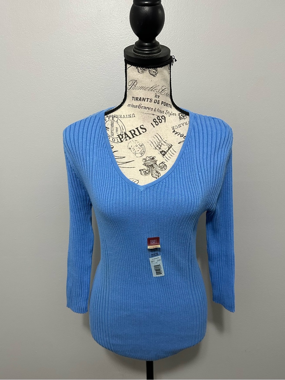 Faded Glory Blue Ribbed V-Neck Sweater Size Medium